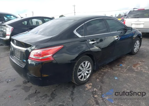 2013 Nissan Altima 2.5 S z USA, uszkodzony, nr VIN 1N4AL3AP2DC208626
